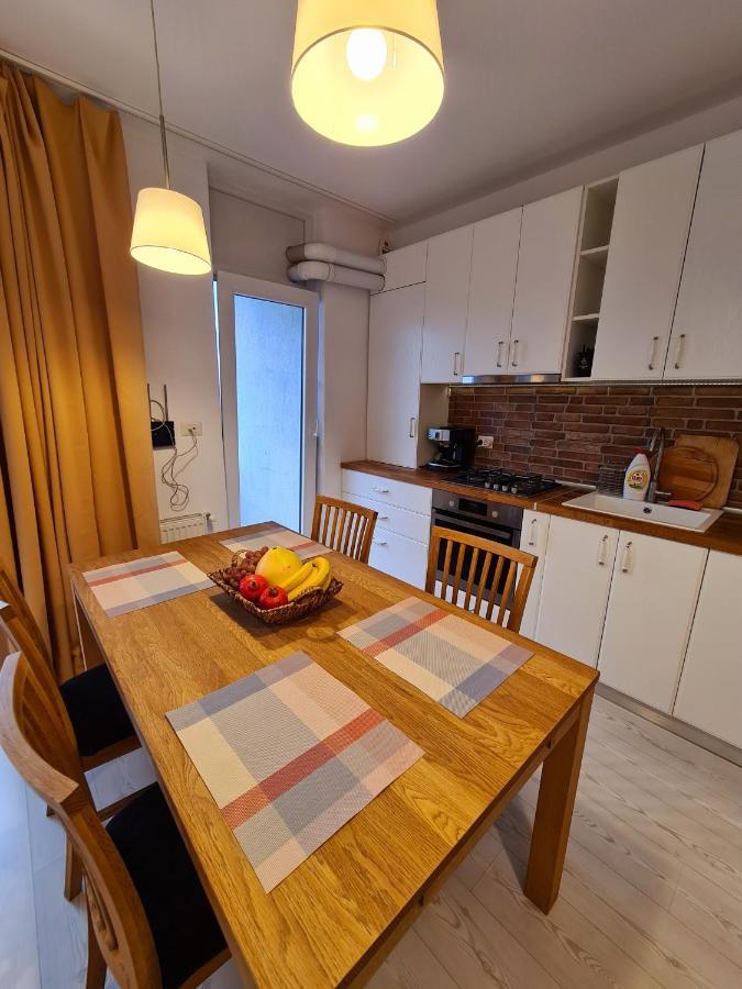 아라드 Central Apartament Urbana 아파트 외부 사진